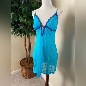 🌼Victoria’s Secret Very sexy lace chemise lingerie🌼